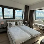 Olszynki Sky 25 *