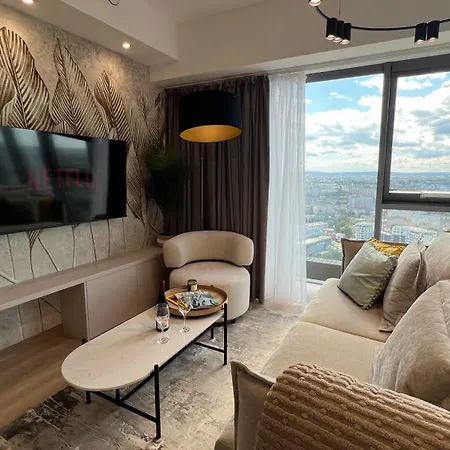 Apartamento Olszynki Sky 25 *